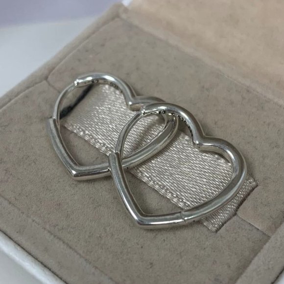 Pandora Asymmetrical Heart Hoop Earrings - Picture 5 of 5